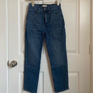 Madewell blue denim classic straight jean size 25